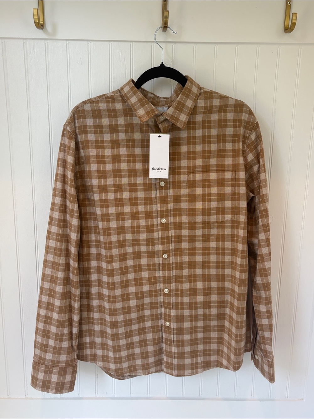 Goodfellow & Co Men’s Tan and Cream Plaid Button-Down Shirt